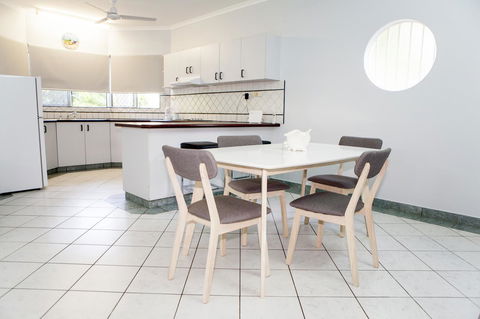 Nightcliff Foreshore Getaway - McKay Gardens - Accommodation Melbourne 7