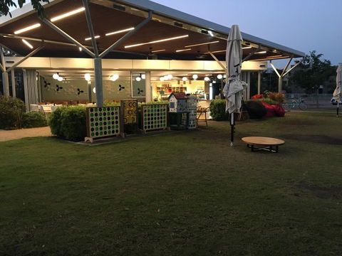 Nightcliff Foreshore Getaway - McKay Gardens - Accommodation Melbourne 23