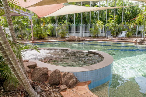 Nightcliff Foreshore Getaway - McKay Gardens - Accommodation Melbourne 0