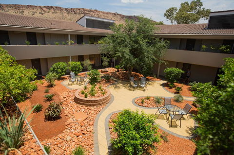 Crowne Plaza Alice Springs Lasseters, An IHG Hotel - Accommodation Melbourne 26