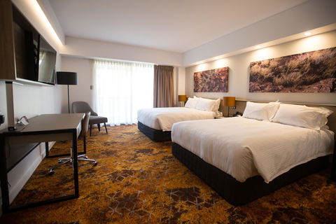 Crowne Plaza Alice Springs Lasseters, An IHG Hotel - Accommodation Melbourne 41