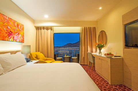 Crowne Plaza Alice Springs Lasseters, An IHG Hotel - Accommodation Melbourne 19