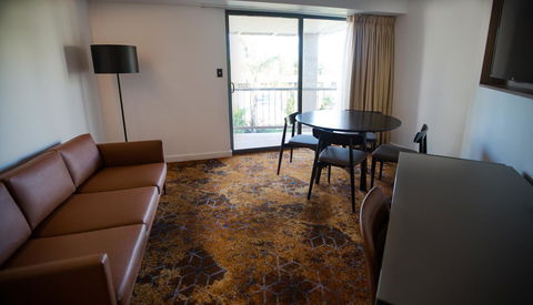 Crowne Plaza Alice Springs Lasseters, An IHG Hotel - Accommodation Melbourne 42