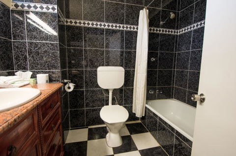 Elkira Court Motel - Accommodation Melbourne 15