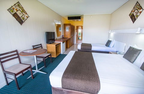 Elkira Court Motel - Accommodation Melbourne 4