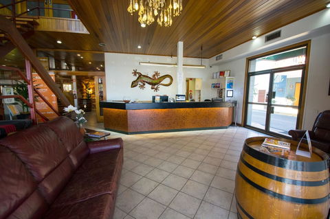 Elkira Court Motel - Accommodation Melbourne 9