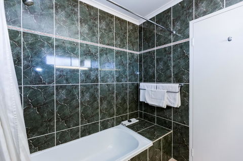 Elkira Court Motel - Accommodation Melbourne 16