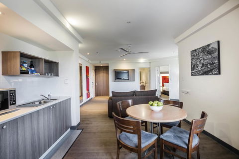 Novotel Darwin CBD - Accommodation Melbourne 7