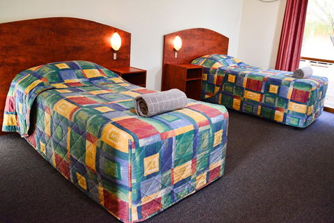 Erldunda Desert Oaks Resort - Accommodation Melbourne 35