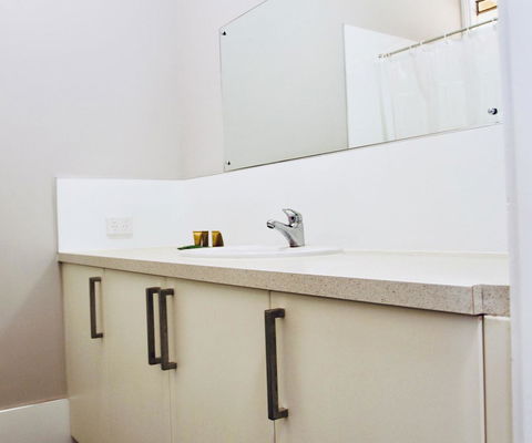 Erldunda Desert Oaks Resort - Accommodation Melbourne 11