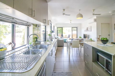 ZEN QUEST - The NOMADS PAD Near Nightcliff Markets & Sunset Foreshore - Accommodation Melbourne 25