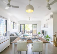 ZEN QUARTERS - The NOMADS PAD Near Nightcliff Markets  Sunset Foreshore - Accommodation Melbourne