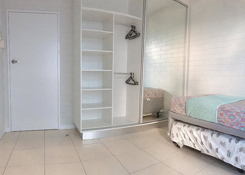 Cozy Room For A Great Stay In Darwin - Excellent Location - Accommodation Melbourne 5