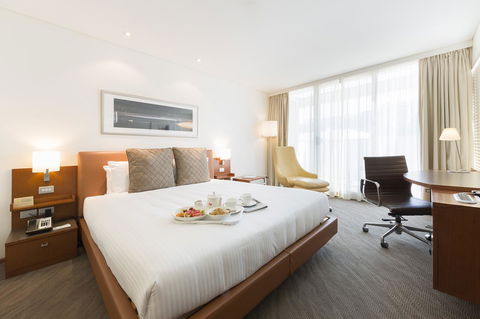 Novotel Canberra - Melbourne 4u 7