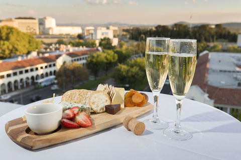 Novotel Canberra - Melbourne 4u 36