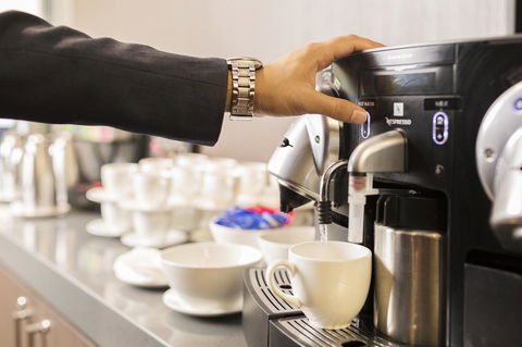 Novotel Canberra - Melbourne 4u 25