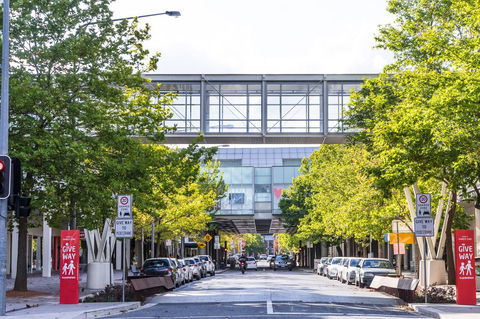 Highgate Executive Apartment City Walk Canberra - Melbourne 4u 36