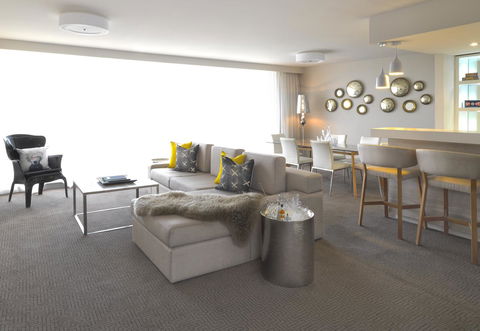 QT Canberra - Accommodation Melbourne 24