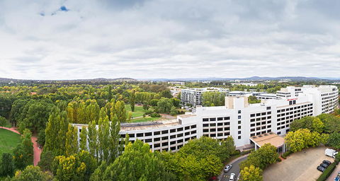 Crowne Plaza Canberra, An IHG Hotel - Accommodation Melbourne 0