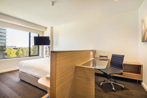 Crowne Plaza Canberra, An IHG Hotel - Accommodation Melbourne 34