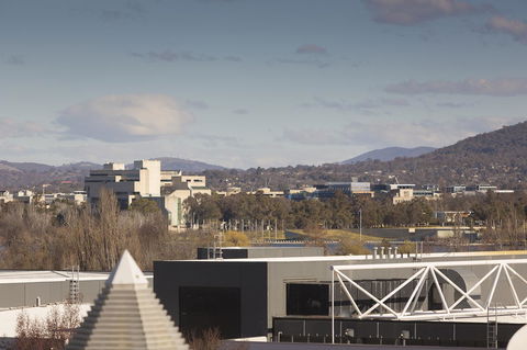 Crowne Plaza Canberra, An IHG Hotel - Accommodation Melbourne 17