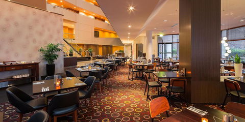 Crowne Plaza Canberra, An IHG Hotel - Accommodation Melbourne 4