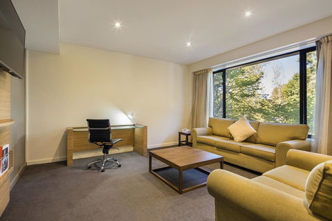 Crowne Plaza Canberra, An IHG Hotel - Accommodation Melbourne 37