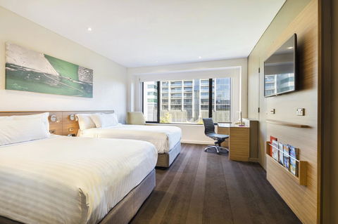 Crowne Plaza Canberra, An IHG Hotel - Accommodation Melbourne 31
