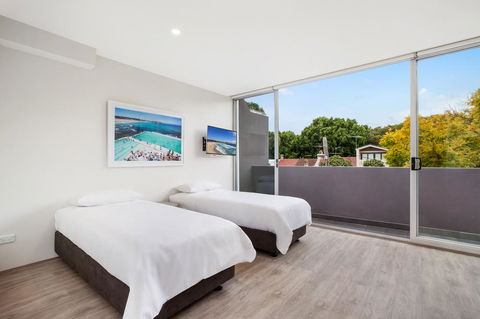 Bondi Beach Studio King Suite + Balcony - Accommodation Melbourne 1