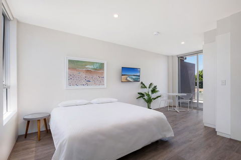 Bondi Beach Studio Penthouse Suite + Balcony - Accommodation Melbourne 0