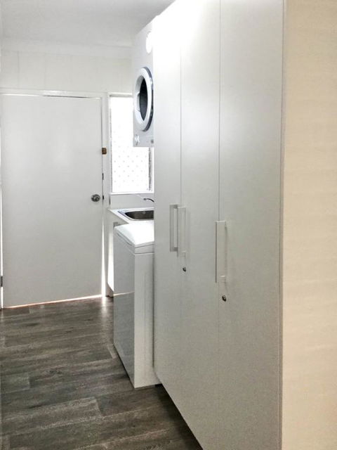 Booker Pde 34, Unit 2 - Pet Friendly - - Accommodation Melbourne 3