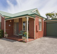 Boston Beach House 2-19 - Accommodation Melbourne