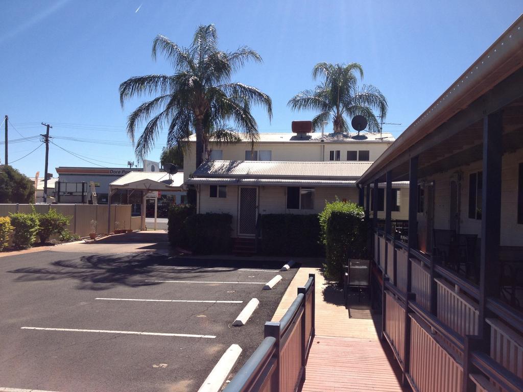 Durham Downs QLD Melbourne 4u