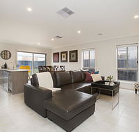 BOUTIQUE STAYS - Carinya - Accommodation Melbourne