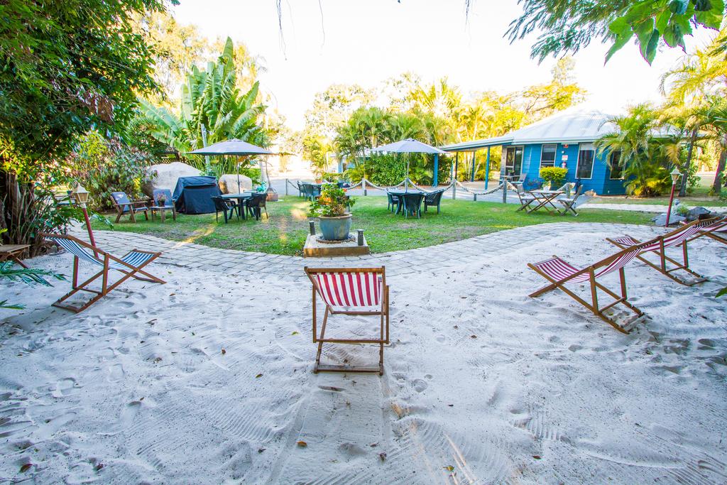 Boyne Island QLD Melbourne 4u