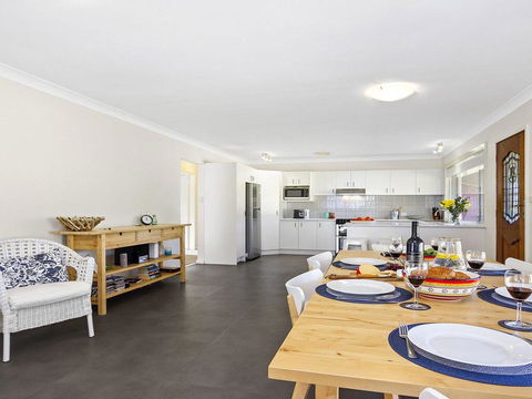Braeside - Waterfront, Fireplace - Accommodation Melbourne 3