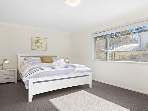 Braeside - Waterfront, Fireplace - Accommodation Melbourne 1