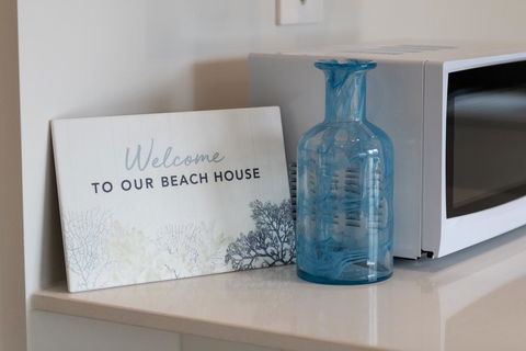 Brand New And Beautiful - Rosebud Holiday Home - Accommodation Melbourne 1