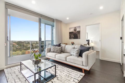 Brand New Apartment With Balcony, Gym And Sauna - Accommodation Melbourne 0