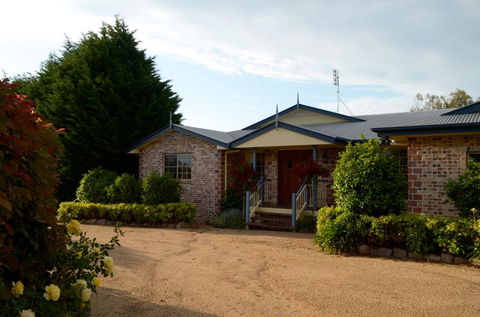 Brick Creek House - Accommodation Melbourne 0