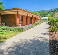 Bright Country Home - Accommodation Melbourne