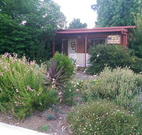 Bright's Wombat's Retreat - Accommodation Melbourne