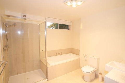 Broadbeach Inverloch Resort - Accommodation Melbourne 1