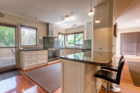 Broadwater By The Beach - With Heated Outdoor Spa - Accommodation Melbourne 2