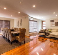Broadwater By The Beach - With Heated Outdoor Spa