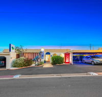 Bundaberg Coral Villa Motor Inn - Melbourne 4u