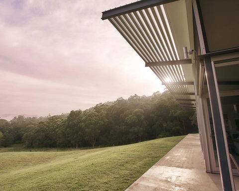 Bundaleer - Architect Designed, Stunning Views! - Accommodation Melbourne 3