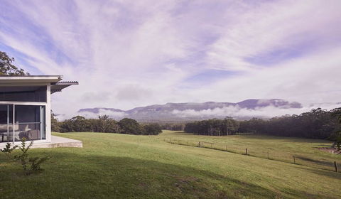 Bundaleer - Architect Designed, Stunning Views! - Accommodation Melbourne 2