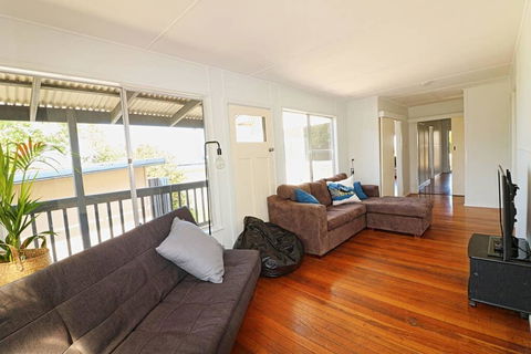 Bungo Beach House - Pet Friendly Home - Melbourne 4u 3