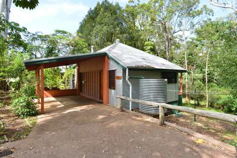 Bushland Cottages And Lodge - Accommodation Melbourne 2
